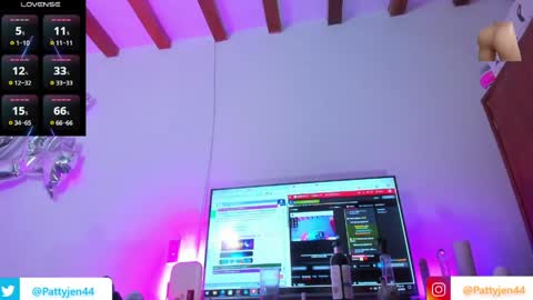 Hi   Pvt open Moans from lovense  tell me  Fav  113366 Especial leve33  online show from May 18, 2026, 4:07 am