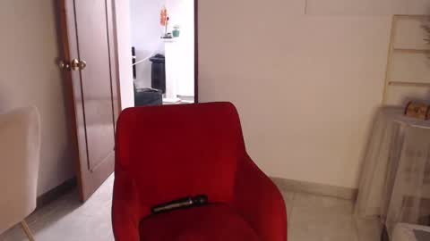 Snapshot of pau_1 chatting on September 27, 2025, 5:07 pm paula online show from September 27, 2025, 5:07 pm