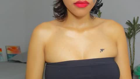 Snapshot of pau_heart chatting on January 19, 2025, 10:28 pm Paulina online show from January 19, 2025, 10:28 pm