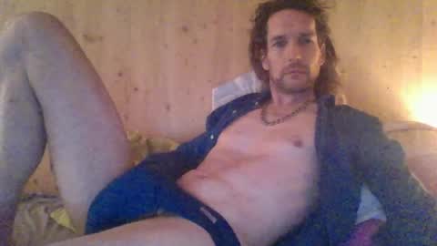 Snapshot of paueriwan chatting on February 10, 2025, 10:09 am paueriwan online show from February 10, 2025, 10:09 am