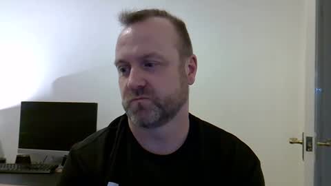 Snapshot of paul_boro chatting on February 27, 2025, 9:14 pm paul_boro online show from February 27, 2025, 9:14 pm