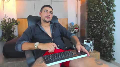 Paul Rivera online show from February 24, 2025, 9:31 pm