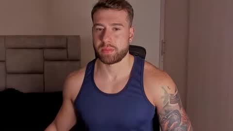 Snapshot of paul_roger chatting on December 2, 2024, 12:19 am PAUL ROGER online show from December 2, 2024, 12:19 am