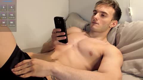 Snapshot of paul_rubini chatting on October 9, 2025, 11:52 am Paul online show from October 9, 2025, 11:52 am