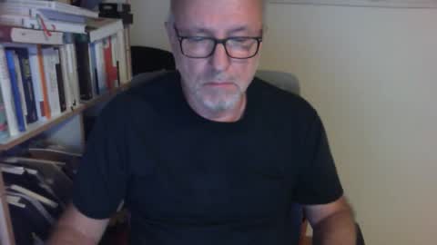 Paul online show from November 4, 2025, 4:39 pm