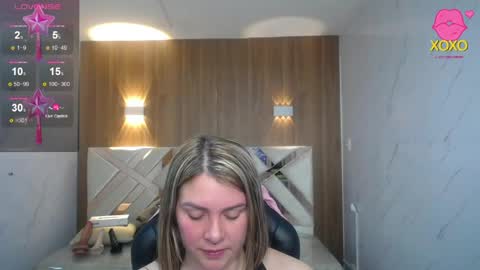 Paula online show from April 10, 2026, 12:43 pm