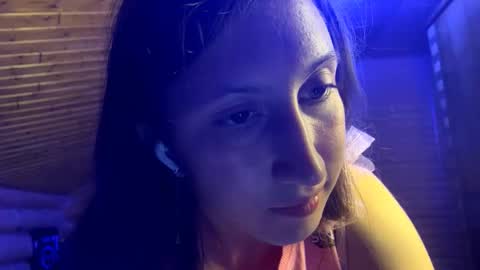 Ashley Cooper online show from September 14, 2025, 5:12 pm