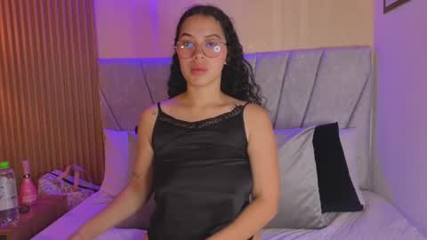 Snapshot of paulina__rose chatting on November 9, 2025, 11:52 am paulina online show from November 9, 2025, 11:52 am