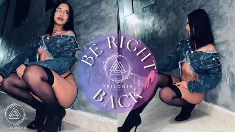 PAULINA  online show from March 25, 2026, 9:21 pm