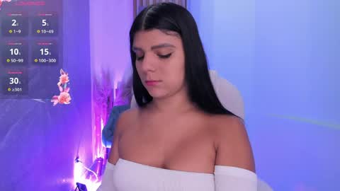 Paulina Belle online show from April 28, 2026, 12:54 pm