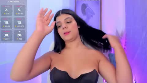 Paulina Belle online show from April 30, 2026, 1:50 pm