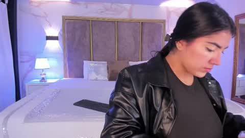 Snapshot of paulinaduarte_ chatting on October 26, 2025, 10:21 am Paulina online show from October 26, 2025, 10:21 am