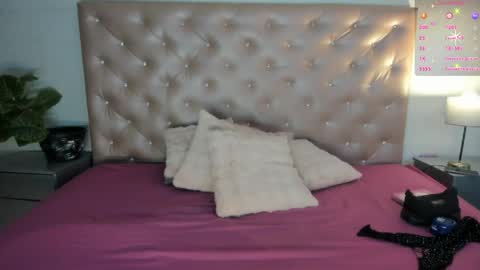 PaulinaSaennz online show from April 15, 2026, 12:34 pm