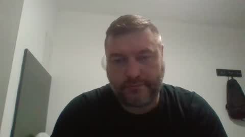 pauljr85 online show from June 12, 2026, 9:57 pm