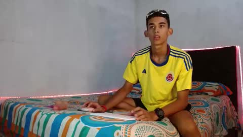 Snapshot of paulosex12 chatting on October 15, 2025, 1:50 am paulosex12 online show from October 15, 2025, 1:50 am