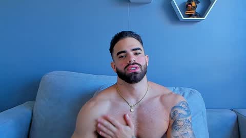 Snapshot of paulphoenix_ chatting on December 18, 2024, 7:41 pm Paul Phoenix online show from December 18, 2024, 7:41 pm