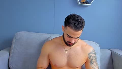 Snapshot of paulphoenix_ chatting on January 3, 2025, 10:19 pm Paul Phoenix online show from January 3, 2025, 10:19 pm