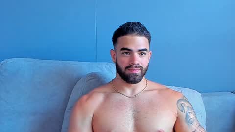 Snapshot of paulphoenix_ chatting on January 10, 2025, 10:25 pm Paul Phoenix online show from January 10, 2025, 10:25 pm