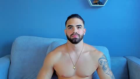 Snapshot of paulphoenix_ chatting on January 21, 2025, 10:51 pm Paul Phoenix online show from January 21, 2025, 10:51 pm