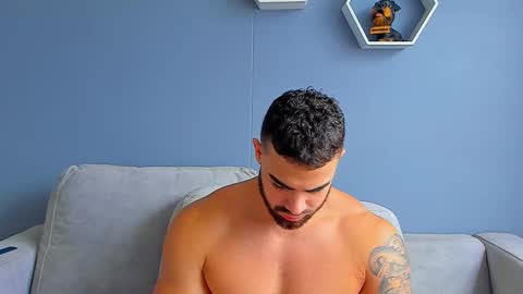 Snapshot of paulphoenix_ chatting on February 13, 2025, 8:55 pm Paul Phoenix online show from February 13, 2025, 8:55 pm