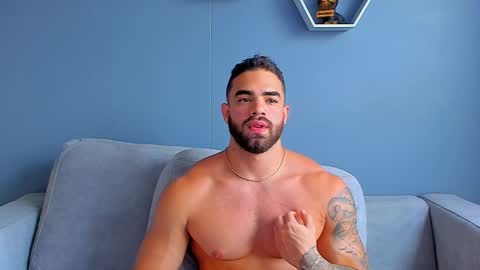 Snapshot of paulphoenix_ chatting on February 18, 2025, 10:25 pm Paul Phoenix online show from February 18, 2025, 10:25 pm