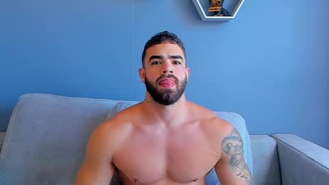 Snapshot of paulphoenix_ chatting on February 20, 2025, 8:25 pm Paul Phoenix online show from February 20, 2025, 8:25 pm