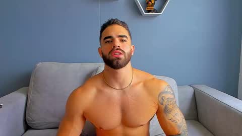 Snapshot of paulphoenix_ chatting on March 10, 2025, 8:01 pm Paul Phoenix online show from March 10, 2025, 8:01 pm