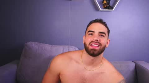 Paul Phoenix online show from December 3, 2025, 8:29 pm