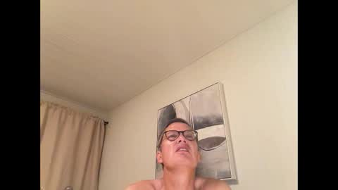 paulwill2377 online show from September 24, 2025, 7:44 am