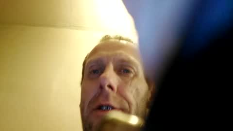 Pawel42POLAND online show from May 17, 2026, 2:09 am