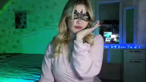 PawsClawss online show from January 7, 2026, 5:21 am