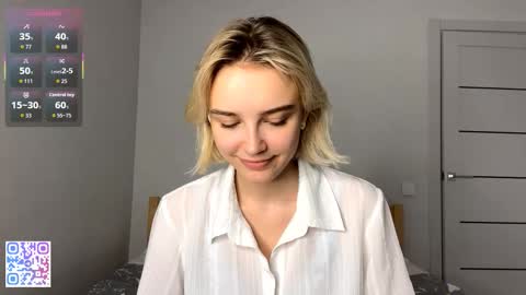 Lola online show from December 20, 2025, 3:52 pm