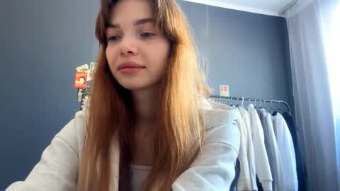 Lola online show from February 11, 2026, 9:03 am