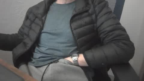 Snapshot of pbascoap chatting on December 21, 2024, 9:47 pm pbascoap online show from December 21, 2024, 9:47 pm