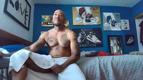 Phenomenal online show from November 13, 2025, 10:52 pm