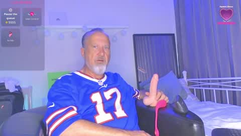 Snapshot of peacetous chatting on April 19, 2026, 5:18 am Marc online show from April 19, 2026, 5:18 am
