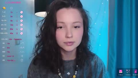 Snapshot of peachvibes chatting on March 3, 2025, 1:42 am Lili online show from March 3, 2025, 1:42 am