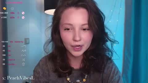 Snapshot of peachvibes chatting on March 3, 2025, 4:47 am Lili online show from March 3, 2025, 4:47 am