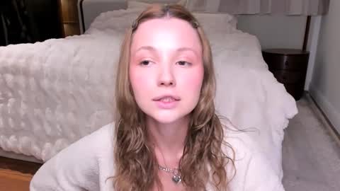 Snapshot of peachvibes chatting on October 16, 2025, 1:34 pm Lili online show from October 16, 2025, 1:34 pm