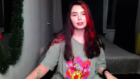 Snapshot of peachybabe__ chatting on December 23, 2024, 10:44 pm Peachy online show from December 23, 2024, 10:44 pm