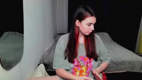 Snapshot of peachybabe__ chatting on January 7, 2025, 11:56 pm Peachy online show from January 7, 2025, 11:56 pm