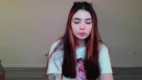 Snapshot of peachybabe__ chatting on February 24, 2025, 2:37 pm Peachy online show from February 24, 2025, 2:37 pm