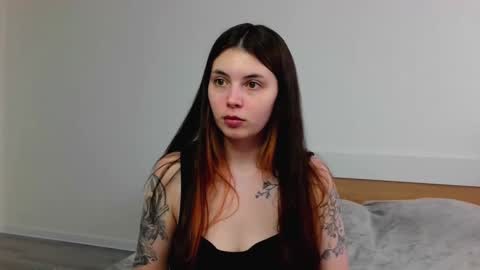 Snapshot of peachybabe__ chatting on March 3, 2025, 6:59 am Peachy online show from March 3, 2025, 6:59 am