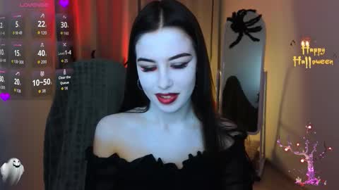 Snapshot of peachypoet chatting on October 31, 2025, 2:51 pm Chloe online show from October 31, 2025, 2:51 pm