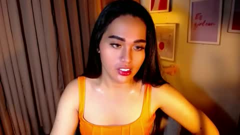 Angel Creamdensada online show from May 21, 2026, 11:17 am