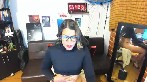 Snapshot of peanut_tangerine chatting on January 18, 2025, 11:55 pm Tangerine Penaut online show from January 18, 2025, 11:55 pm
