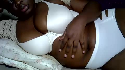 Keci online show from November 4, 2025, 1:16 am