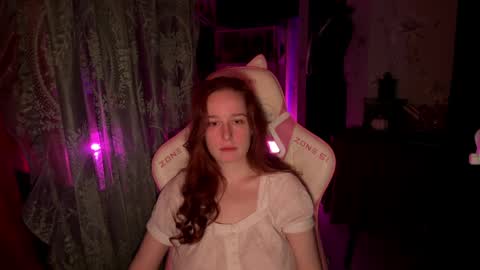 Adelina online show from April 8, 2026, 2:22 am