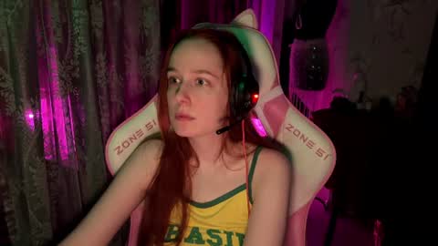 Snapshot of pearlprincess_ chatting on June 24, 2026, 3:05 am Adelina online show from June 24, 2026, 3:05 am