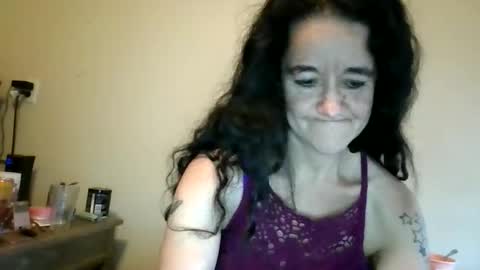 pebblezmeowkitty online show from May 28, 2026, 1:36 am